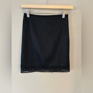 Bodyslimmers Nancy Ganz shapewear Elegant Black Lace Trim Skirt sexy timeless